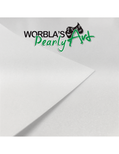 Worbla's Pearly Art. Thermoplast.