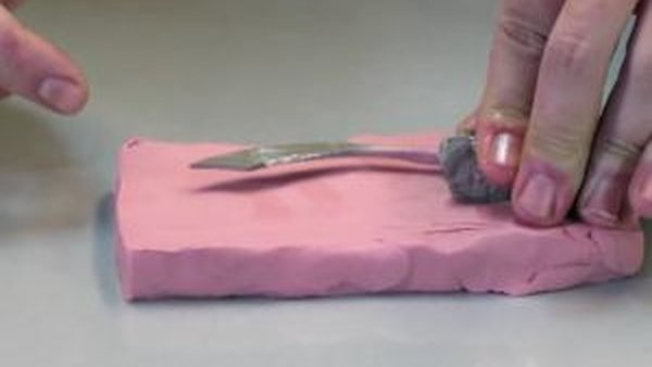 How to make a two-part pour silicone mold